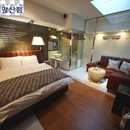 February Hotel Apsan Daegu Exterior foto